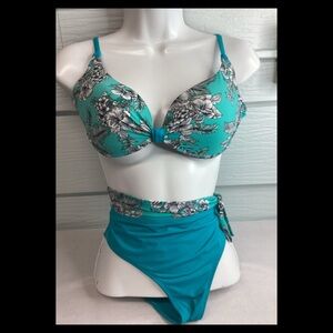 Floral Teal Women's Swimwear Set.32